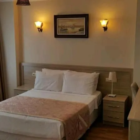 Orange * ティラナ