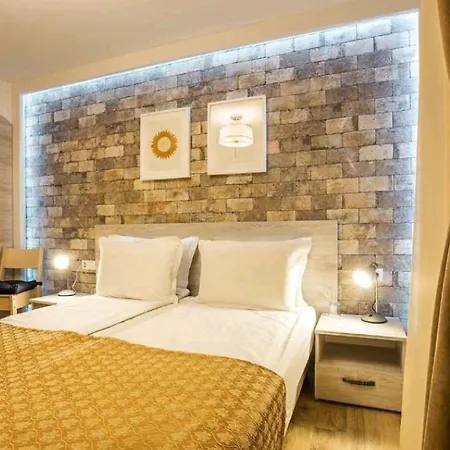 Orange 酒店 地拉那